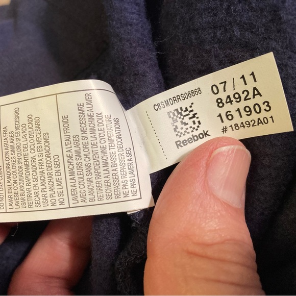 NWT St Louis Rams Jersey Hood Fleece M 7/2011 Fading Right Sleeve - Picture 8 of 10